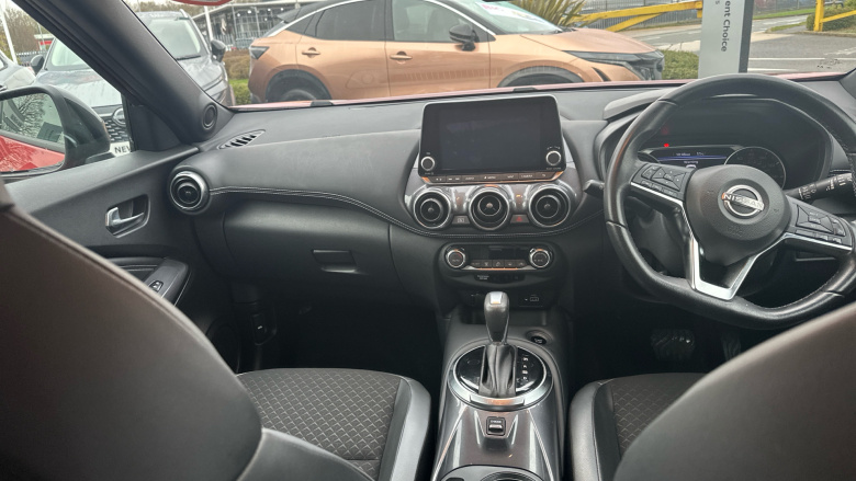 Nissan Juke 1.6 Hybrid N-Connecta 5dr Auto Hybrid Hatchback
